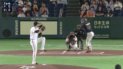 【巨人対オリックス2回戦】巨人・戸郷翔征、頭部死球で退場　場内騒然…2回に紅林に