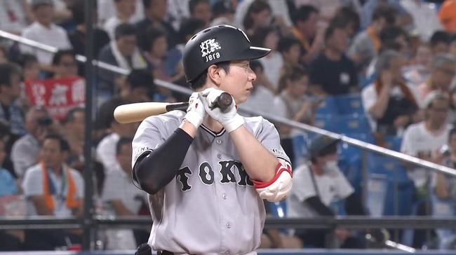 【巨人】松本剛(2年2億500万円)の現在の成績を想像してからスレを開いてみてください