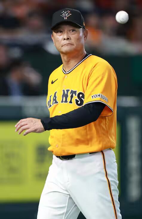 巨人・橋上監督代行、好投ハワードが5回73球で降板の理由を明かす
